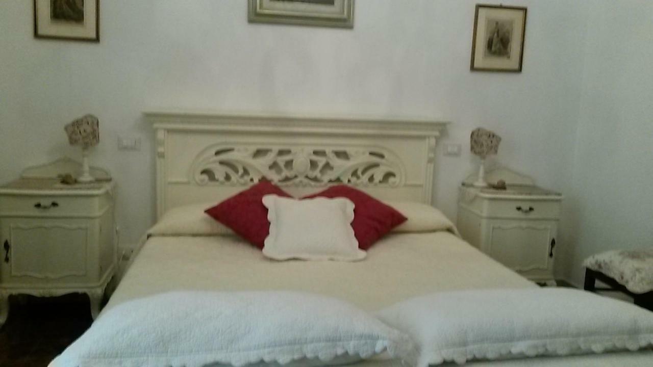 B&B Carla Pisa Buitenkant foto